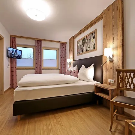 Landhaus&apartment Taxach Ried im Zillertal