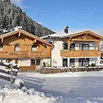 Daire & Taxach Ried im Zillertal