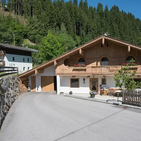 & Taxach Lägenhet Ried im Zillertal
